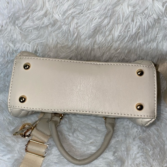 Valentino Orlandi Cream Quilted Women's Crossbody Bag - Picture 6 of 6